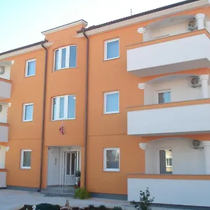 Appartamento Buzleta, Fažana